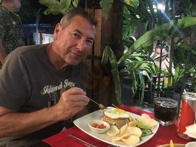 Sendok Road 66 Bar & Restaurant