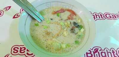 Soto Jakarta Bawah Rel