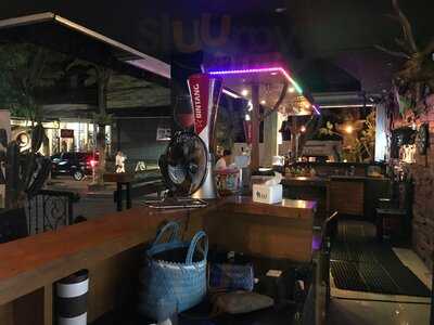 Sylvester Bar & Resto