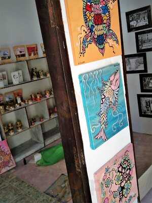 Laska Vi Cafe & Gallery