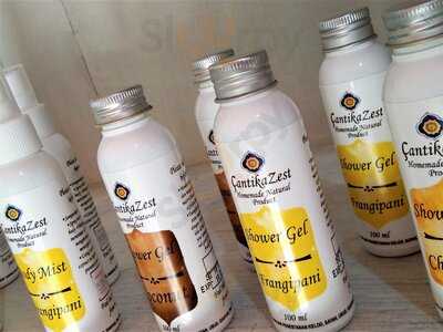 Laska Vi Cafe & Gallery