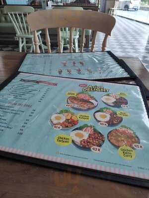 Giggle Box - One Belpark Mall