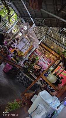 Warung Widy Hot Delicious