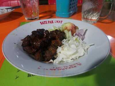 Warung Sate Kambing & Sapi Pak Amat