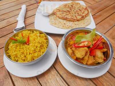 Utara Bar & Restaurant