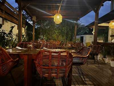 Utara Bar & Restaurant