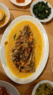 Kepala Manyung Bu Fat