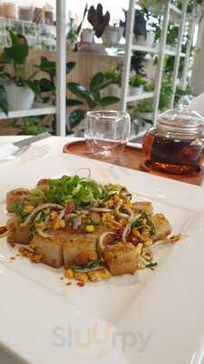 Lof Kitchen And Plants