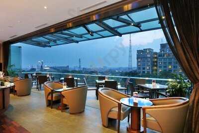 Sky Bar & Lounge