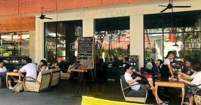 The Daily Coffee & Kitchen