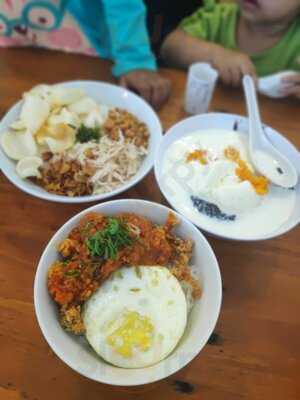 Bubur Hayam Manggo