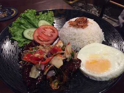 Will's Restaurant & Bar