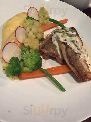 Will's Restaurant & Bar