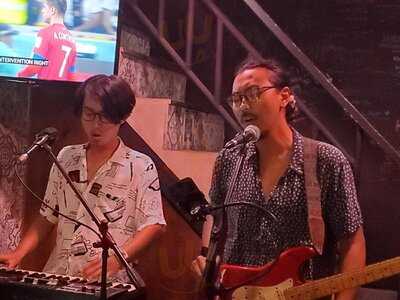 Los Jefes Tequila Bar & Kitchen