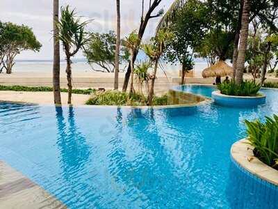 Skinny Dip Beach Club