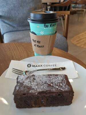 Maxx Coffee - Kuningan City