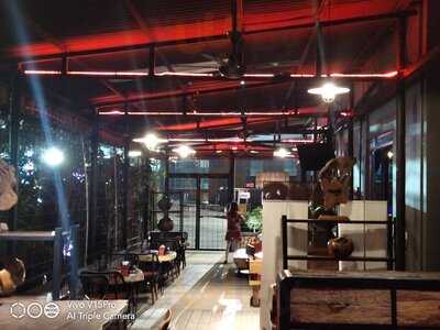 Bands Cafe & Resto