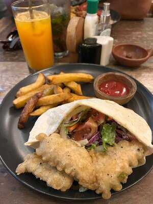 The Hut Restaurant Kuta