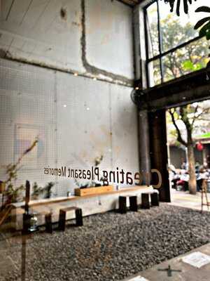 Sawo Coffee & Roastery