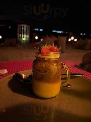 Pinkcoco Gili Air Sunset Bar & Resto