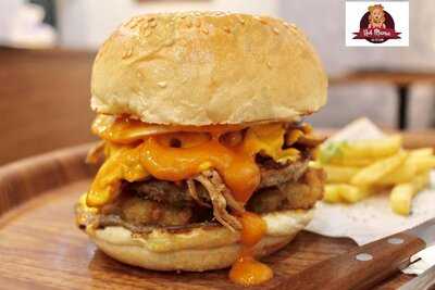 Hot Mama Burger