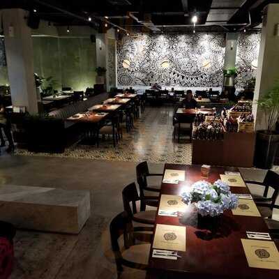 Cutt & Grill - Senopati