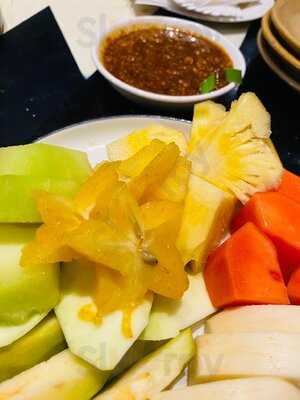 Kawisari Cafe & Eatery