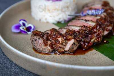 Mint Lounge & Kitchen