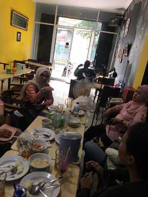 Mr Mangut - Taiman Resto