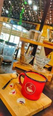 De Ngokow Coffee Roastery & Tea Club