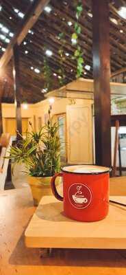 De Ngokow Coffee Roastery & Tea Club