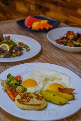 C-dev Restaurant By Canggu Dream Village