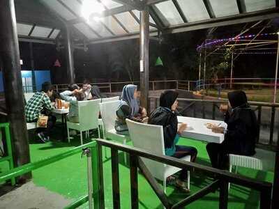 D' Warna Selfie & Cafe