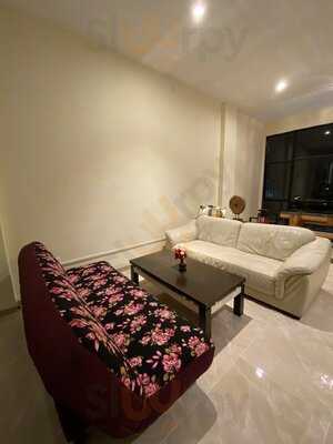 House Of Burger X Lana Coffee