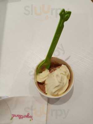Yogurtland Lippo