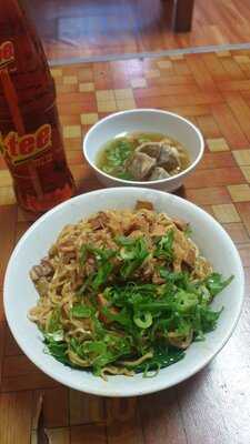 Mie Ayam Dan Bakso Wonogiri Pak Paino