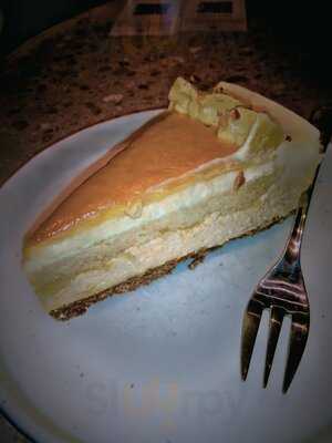 Joe And Dough. Gandaria City