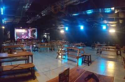 Adhyasta Xt Bar Kitchen