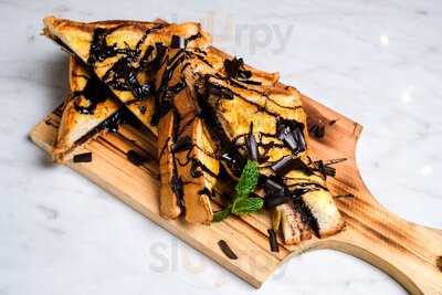 Kyoto Garage Cafe & Kitchen