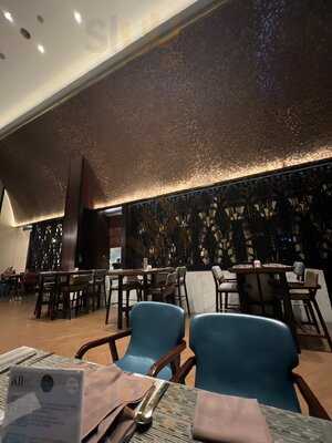 Sadrasa Kitchen And Bar