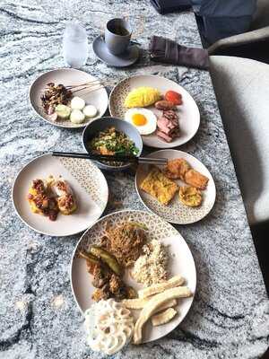 Sadrasa Kitchen And Bar