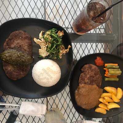 Steak Api Dipatiukur