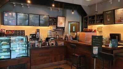 Starbucks Stasiun Manggarai