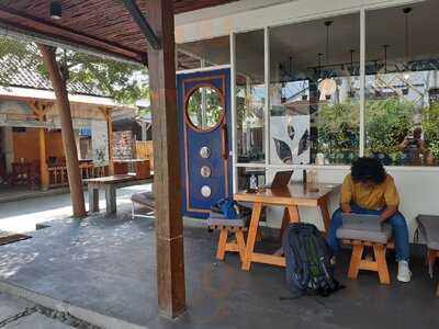 Kian 23 Cafe Gili Air