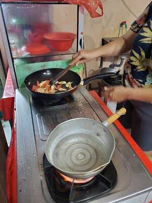 Chopstick & Noodle Chops88