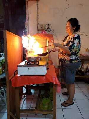 Chopstick & Noodle Chops88