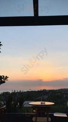 Lemon And Salt Berawa