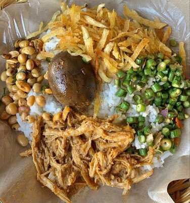 Nasi Balap Puyung Pak Andy