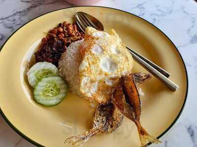 Ponggol Nasi Lemak