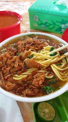 Mie Kangkung Jangkung